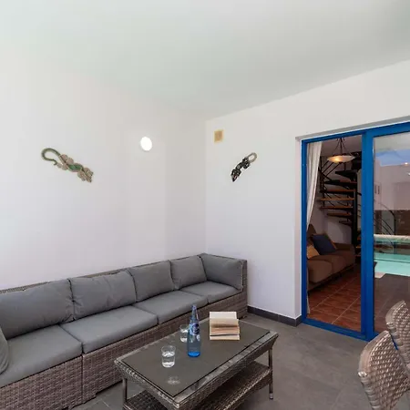 Bella - Sea Views Near Marina Rubicon By Now Ltd