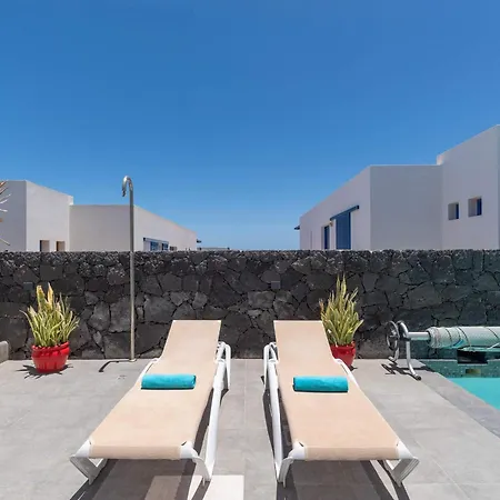 Bella - Sea Views Near Marina Rubicon By Now Ltd *