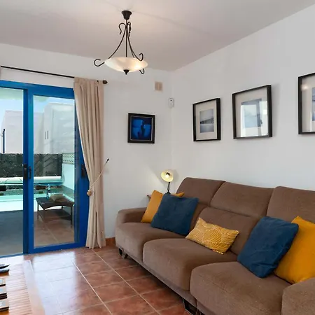 Villa Bella - Sea Views Near Marina Rubicon By Now Ltd