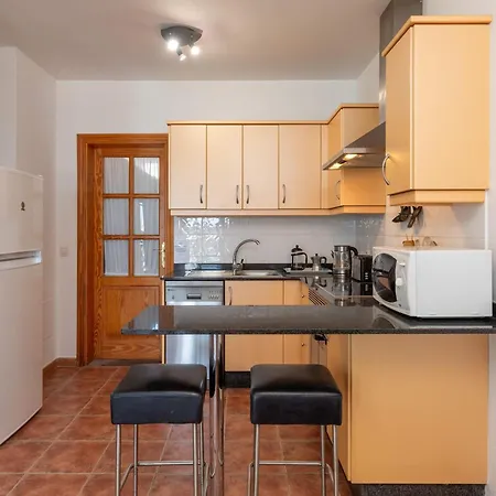 Bella - Sea Views Near Marina Rubicon By Now Ltd Villa *