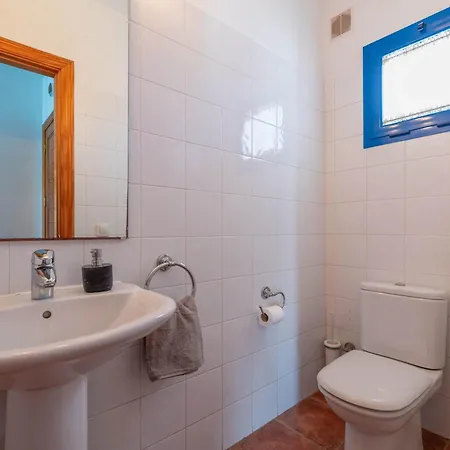 Bella - Sea Views Near Marina Rubicon By Now Ltd Villa *