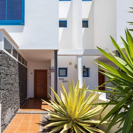 Bella - Sea Views Near Marina Rubicon By Now Ltd